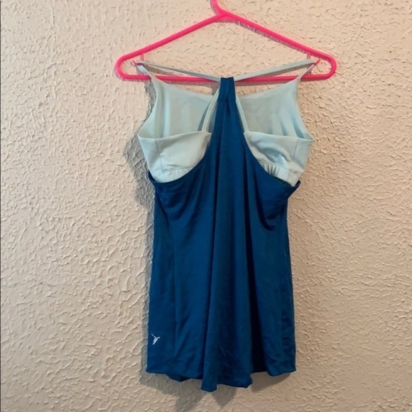Old Navy Teal and Baby Blue Workout Tank Top - Picture 3 of 4